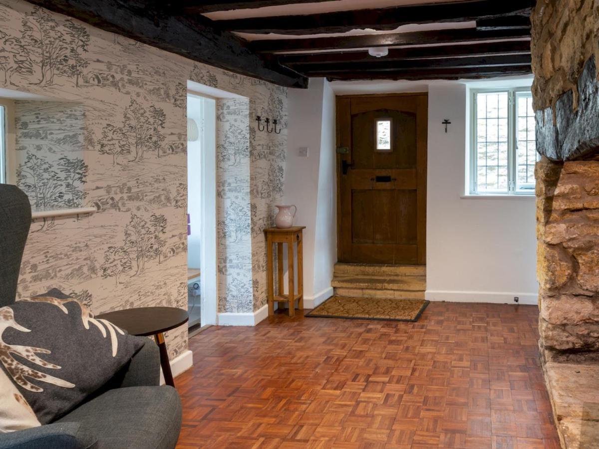 Pass The Keys Delightful 4 Bedroom Cotswold Character Cottage Cheltenham Exterior foto